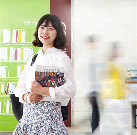초등학교 3학년때인가 책상모서리나 우리집 쇼파 그런곳에 내 아래를 비비면. 법률상담센터