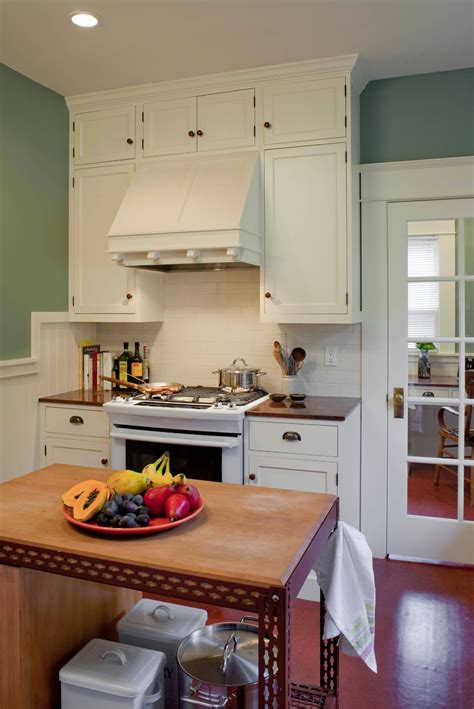 Trends in home decor are like trends in fashion. Bungalow Kitchen - Powrie - Craftsman - Kitchen - Portland ...
