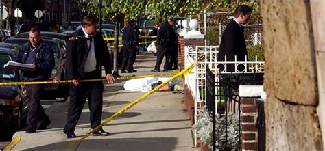 Man Kills Estranged Wife Then Himself At Her Door The New York Times