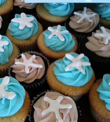 7 Starfish Themed Cupcakes Photo White Starfish Cupcakes Mermaid