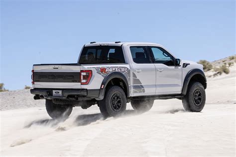 Ford F 150 Raptor Wont Get Hybrid Or Electric Power Trusted Bulletin