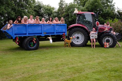 Pics Tractor Girls Bare All In Calendar For Brave Billy Agrilandie