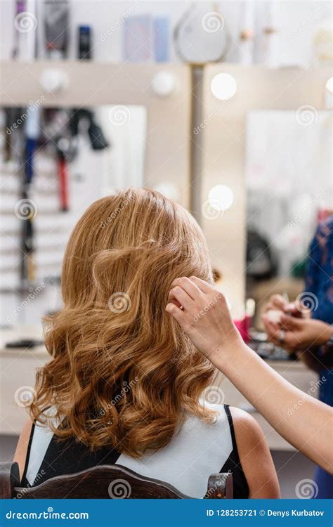 Blonde In Beauty Salon Stock Image Image Of Customer 128253721