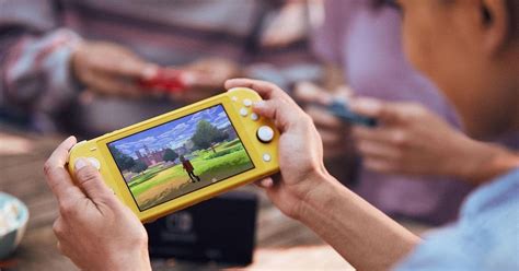 Bon Plan La Console De Jeu Portable Nintendo Switch Lite Les Num Riques