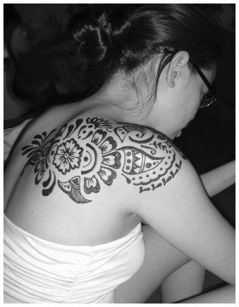 Heena Shoulder Tattoo Henna Mehndi Design Art Womentriangle