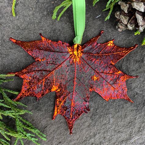 We did not find results for: Maple Leaf Ornament - Iridescent - Made In Canada Gifts