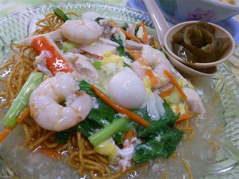Both my husband and i we also try the mee udang and curry mee, which are not bad for a halal version :). Penang Food For Thought: Bee Hwa Cafe