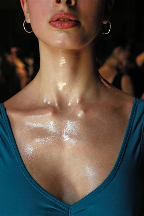 sweat proof makeup tips according to makeup artists popsugar beauty uk