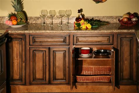 They will take the hardest pounding and provide a lifetime of great service. Refinishing Glazed Kitchen Cabinets - TheyDesign.net ...