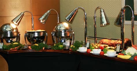 Hilton Buffet Featuring Hanson 900 St Modern Culinary Heat Lamps Safe