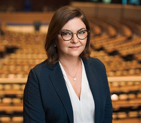 Je to skvělá zpráva pro rodiny a přátele cestujících na palubě. Adina Valean a fost acceptata de Ursula von der Leyen ...