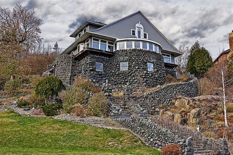 8 Beautiful Photos Of Stone Homes The Life In The World