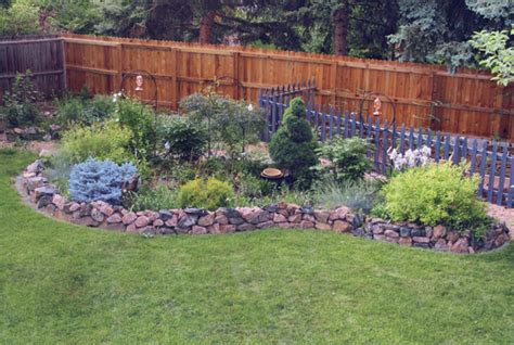 Learn how to determine what gardening zone you are in and find out what's best for your garden. Back Yard Plant list - Colorado zone 5 to 6 | Jenny's ...