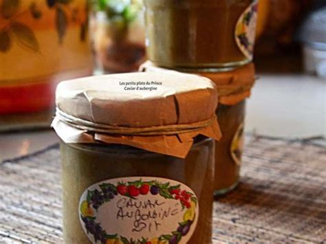 Si besoin, vous pouvez utiliser des torchons pour caler les pots afin qu'ils ne s'entrechoquent pas pendant la stérilisation. Recettes de Conserve et Aubergines