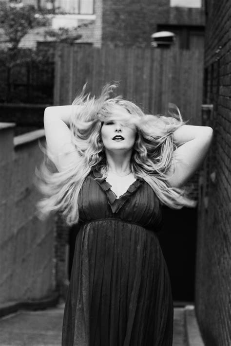 Band Photography Wind Blown Model Plus Size Beauty Hottest Models