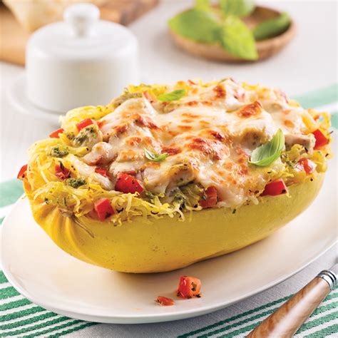 Courge spaghetti gratinée au poulet pesto et bruschetta Recette