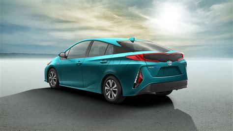 Toyotas Prius Prime Will Feature A Unique Aerodynamic Rear Window