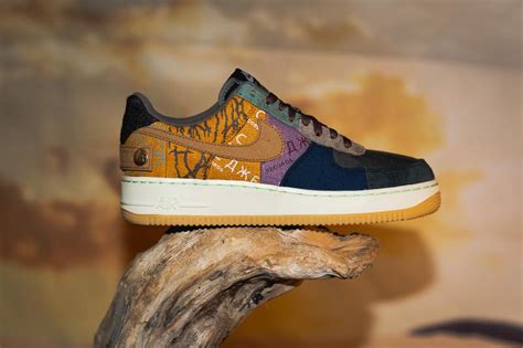 Let me know what you think of these limited air jordan collaboration sneakers! Travis Scott Nike Air Force 1 Cactus Jack Detailed Look ...