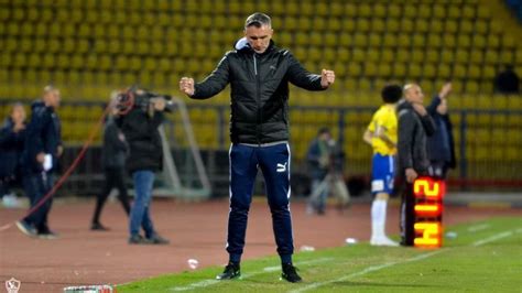 وعن العلاقة بينه وبين كارتيرون، المدير الفني للزمالك، قال الجزيري: بوابة روز اليوسف | كارتيرون: فوز الزمالك على الإسماعيلي ...
