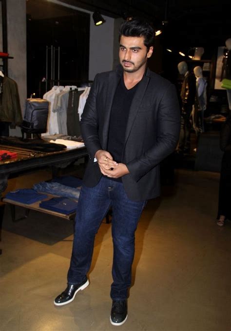 Arjun kapoor age, wiki, biography, family, sister. Arjun Kapoor Photos Images Wallpapers Pics Download