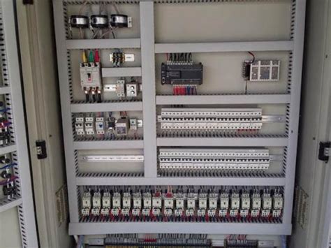 Lắp đặt tủ điện công nghiệp chuẩn an toàn Cơ Điện Delta