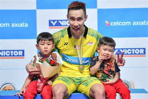 Lee chong wei is our olympic gold medal and no one can take the credits away from him. Sky's the limit for emotional Chong Wei | New Straits ...