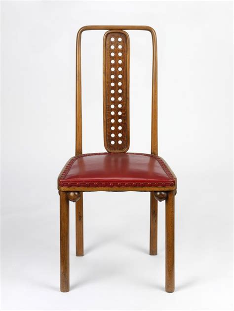 The sorsluxe blog delivers curated news in art, interior design, architecture and bespoke furnishings from paris to los angeles. Josef Hoffmann, Sanatorium de Purkersdorf, chaise en ...