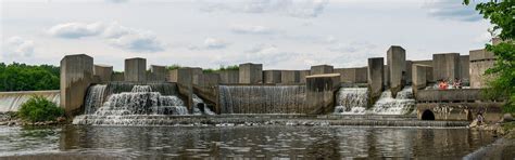 Stepping stone falls is located in flint. Flint River, reconnected