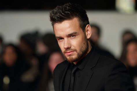 #liam payne #barbara palvin #liam payne manip #barbara palvin manip #loser does stuff #riscando manips da wid pq eu nao sei mais fazer #manip*. Liam Payne Defends His Relationship With New 19-Year-Old Girl | Celebrity Insider