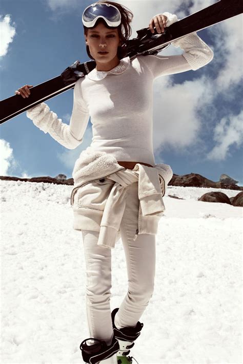 pin by photo graphics and design on couture fashion skiing outfit ski bunnies apres ski style