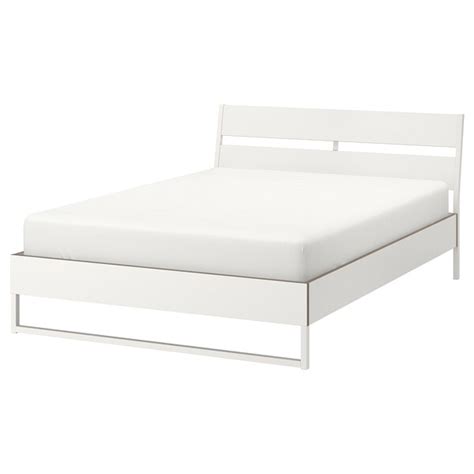 The angled headboard allows you sit comfortably while reading. TRYSIL Rama łóżka, biały, Leirsund, 140x200 cm, Zamów ...