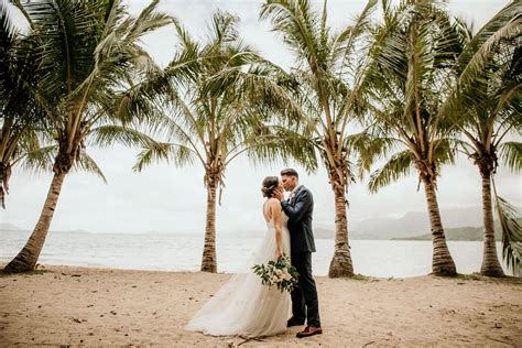 An Elopement On Secret Island At The Beautiful Kualoa Ranch Oahu