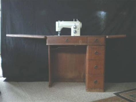 $75 VINTAGE SOLID WOOD SEWING MACHINE CABINET with 1960's KENMORE