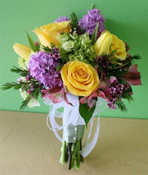 Prom Flowers Heres Some Info And Photos Of Hand Tied Bouquets Wrist