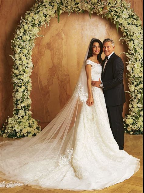 George clooney and amal alamuddin are husband and wife! Amal Alamuddin and George Clooney wedding pictures in Hola ...