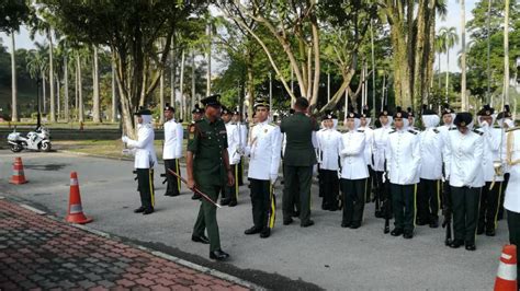 The national university of malaysia is popularly known for its speciality as a teaching hospital, and it also has a branch campus in kuala lumpur city. Perbarisan Kehormat Majlis Konvokesyen ke-47 Universiti ...