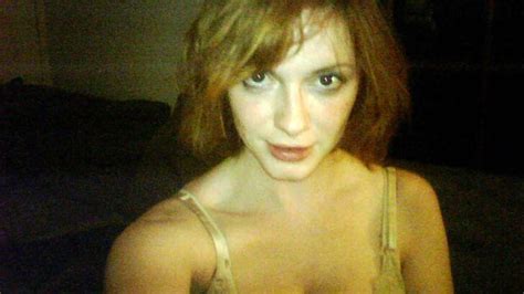 Christina Hendricks Jiggles Her Nude Tits On Webcam Celebs News