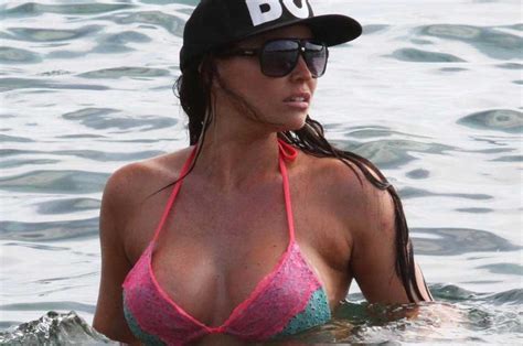 Jump In The Sea With Jessica Wright Bikini Babe Cools Her Curves In