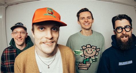 Neck Deep Announce New Single Punktuation