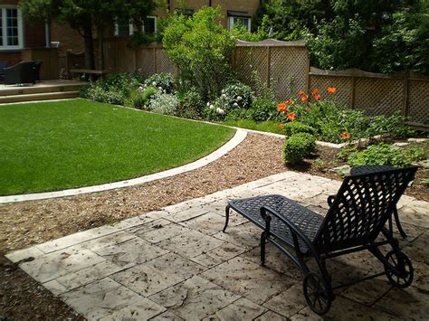 A backyard beautiful landscape is a place. Beautiful small backyard ideas to improve your home look ...