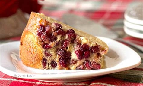 There's a recipe here for everyone in this delicious collection of 60 pound cake & bundt cake recipes. Pomegranate Lime Bundt Cake Recipe ~ on itsyummi.com