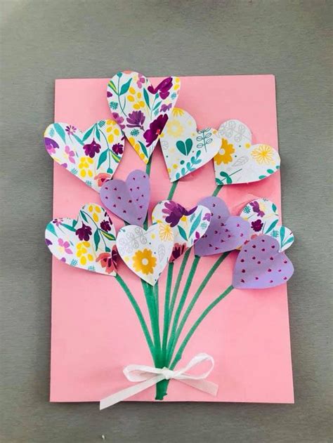 Ma boite à idées d'activités manuelles et de loisirs créatifs, que l'. Carte DIY pour la fête des Grands-mères !!! - Site de crazy-mum ! en 2020 | Cadeau fête des ...