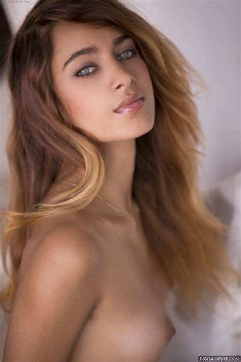 Uma Jolie Nude In 15 Photos From Digital Desire