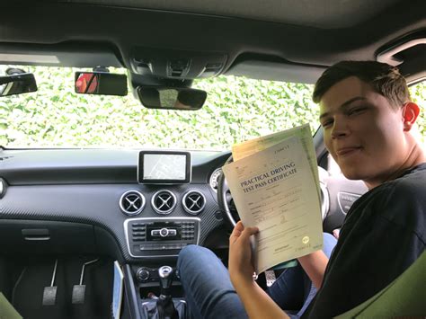 driving lessons oxford by a top level driving school in oxford with the finest driving