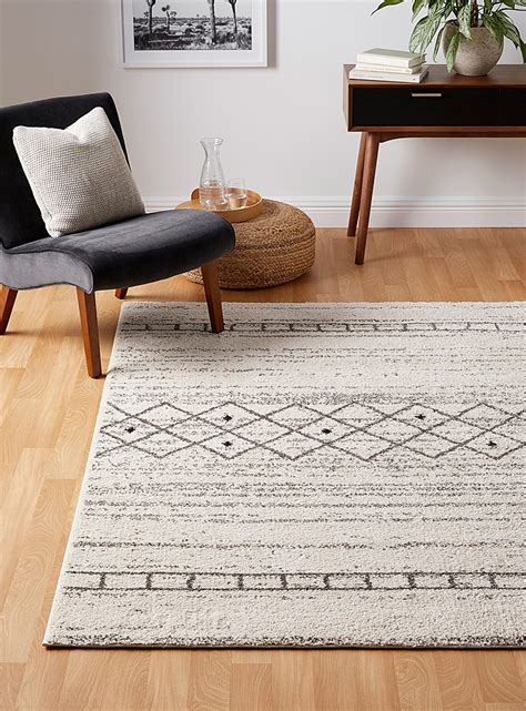 This rug is custom made. Graphic boho rug | Simons Maison | Area Rugs | Simons