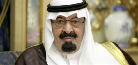 ولد عام 1362 هـ، 1943 م، في قرية ديوبند في محافظة سهارنفور الهندية، في بيت مشهور بالعلم، حيث تولَّى والدُه الشَّيخ المفتي محمد شفيع التَّدريسَ والفتوى فيها منذ سنة 1350 هـ حتى 1362 هـ، وبقي جدُّه الشَّيخ محمد ياسين مدرساً فيها قرابة أربعين عاماً. نبذة عن الملك خالد - موضوع