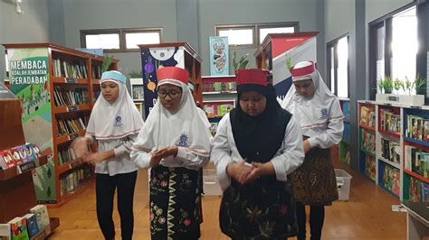 Tarian bungong jeumpa kelas 5 SD Muhammadiyah Sidoarjo ...
