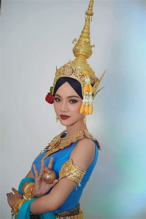 🇰🇭 Beautiful Cambodian Women In National Dress ️ Amazing Cambodia Ancient Costume 🇰🇭