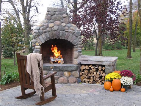 The chiminea is made of 14 gauge steel and painted (powder coated) in a satin black high heat finish. Outdoor Fireplaces, Fire Pits & Kitchens | Green Meadows Inc.
