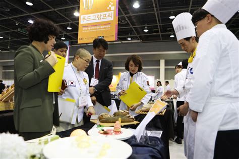 We did not find results for: 구본길 (사)한국외식산업미래연구원장 / ′제15회 서울 국제 푸드 ...